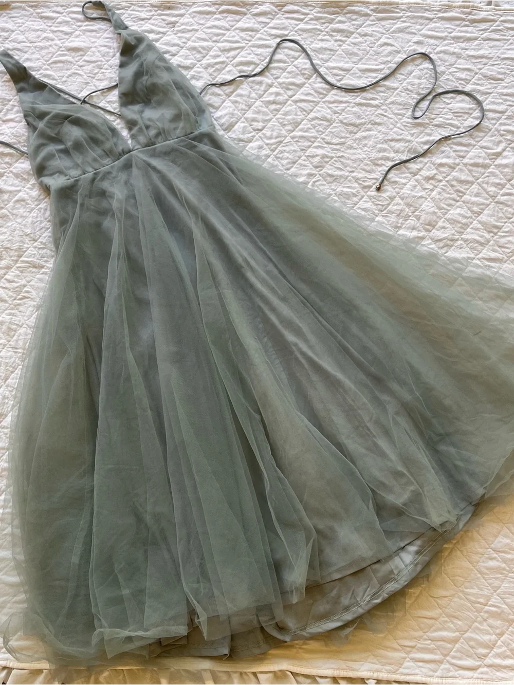 Selfie Leslie Sage Green Tulle V-Neck Party Dress - Picture 1 of 6